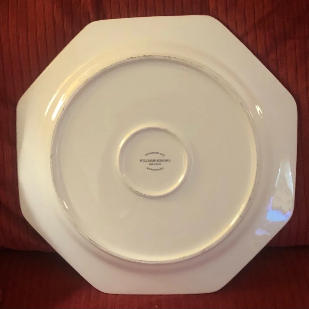 Williams-Sonoma Gingerbread House Serving/Chop Plate Red Trim 14” Octagonal